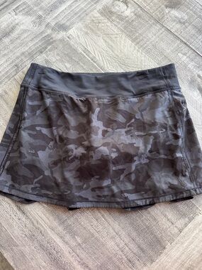 lululemon black camo athletic skort size 10